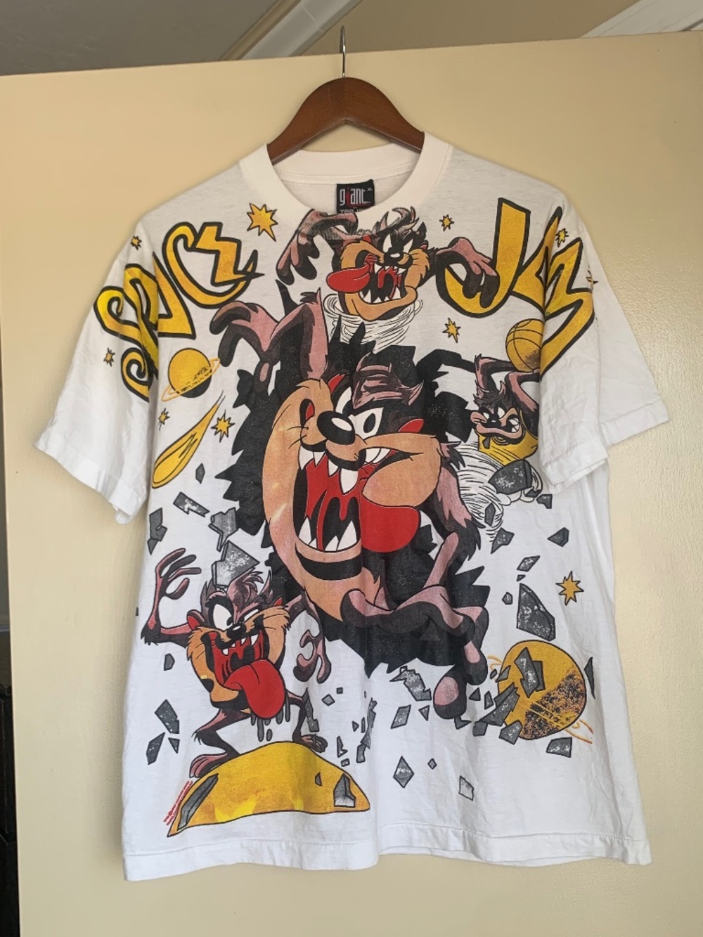 Vintage Looney Tunes Space Jam All Over Graphic T- shirt Giant XL Made in USA